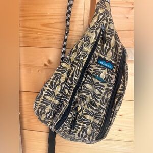 Kavu rope sling cross body bag